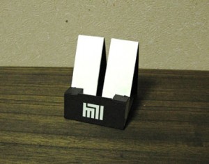 カラフル印のiPod touchスタンドを作ってみた