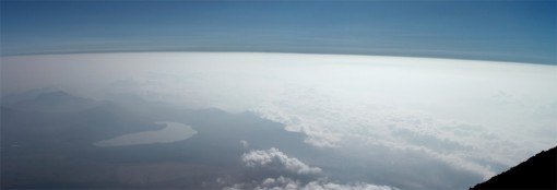富士山頂から見た空 富士山頂から見た空