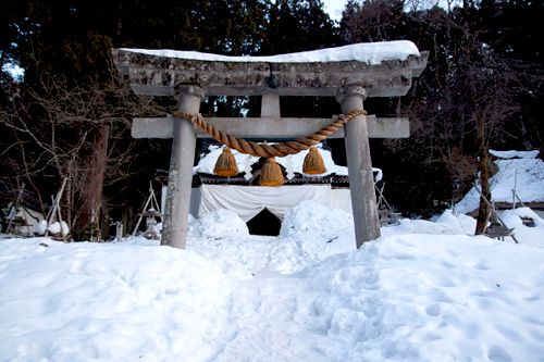 どぶろく祭りの館