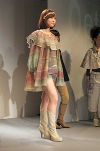KDS2010卒展-ファッションショー04 KDS2010卒展-ファッションショー04