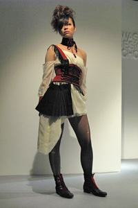KDS2010卒展-ファッションショー05 KDS2010卒展-ファッションショー05